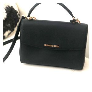 Michael Kor black bag